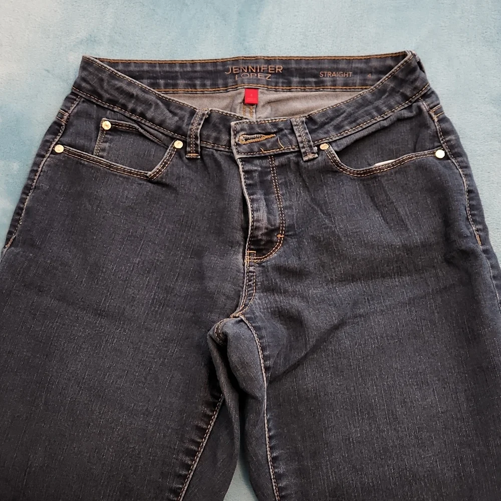 Womens J Lo Straight Jeans/Capri's Size 4 - Picture 3 of 7
